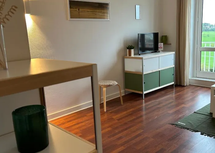 Prive Standing -le Regina Et Golf- 비아히쯔