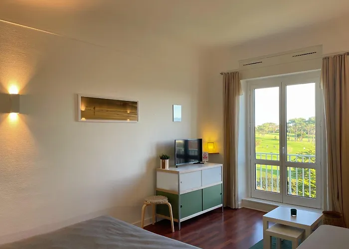 Prive Standing -le Regina Et Golf- Апартаменти *